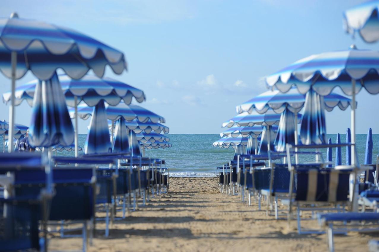 Hotel Lilia Lido di Jesolo Esterno foto