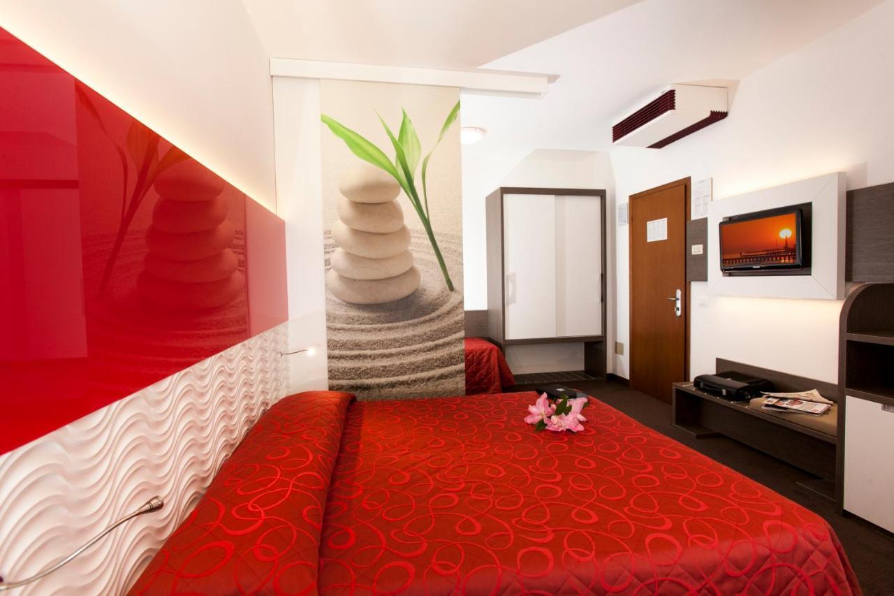 Hotel Lilia Lido di Jesolo Esterno foto